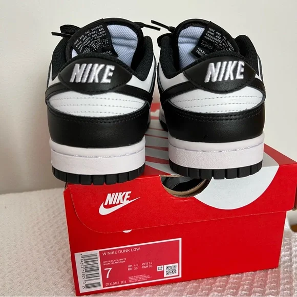 Nike Dunk Low, black and white, Panda, women’s size 7 - Picture 2 of 9